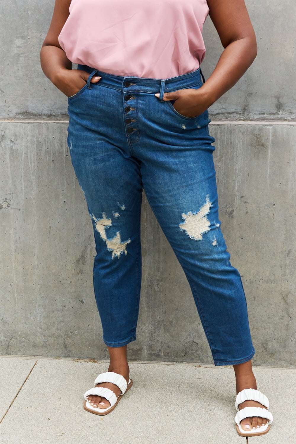 Judy Blue | Melanie High Waisted Distressed Boyfriend Jeans