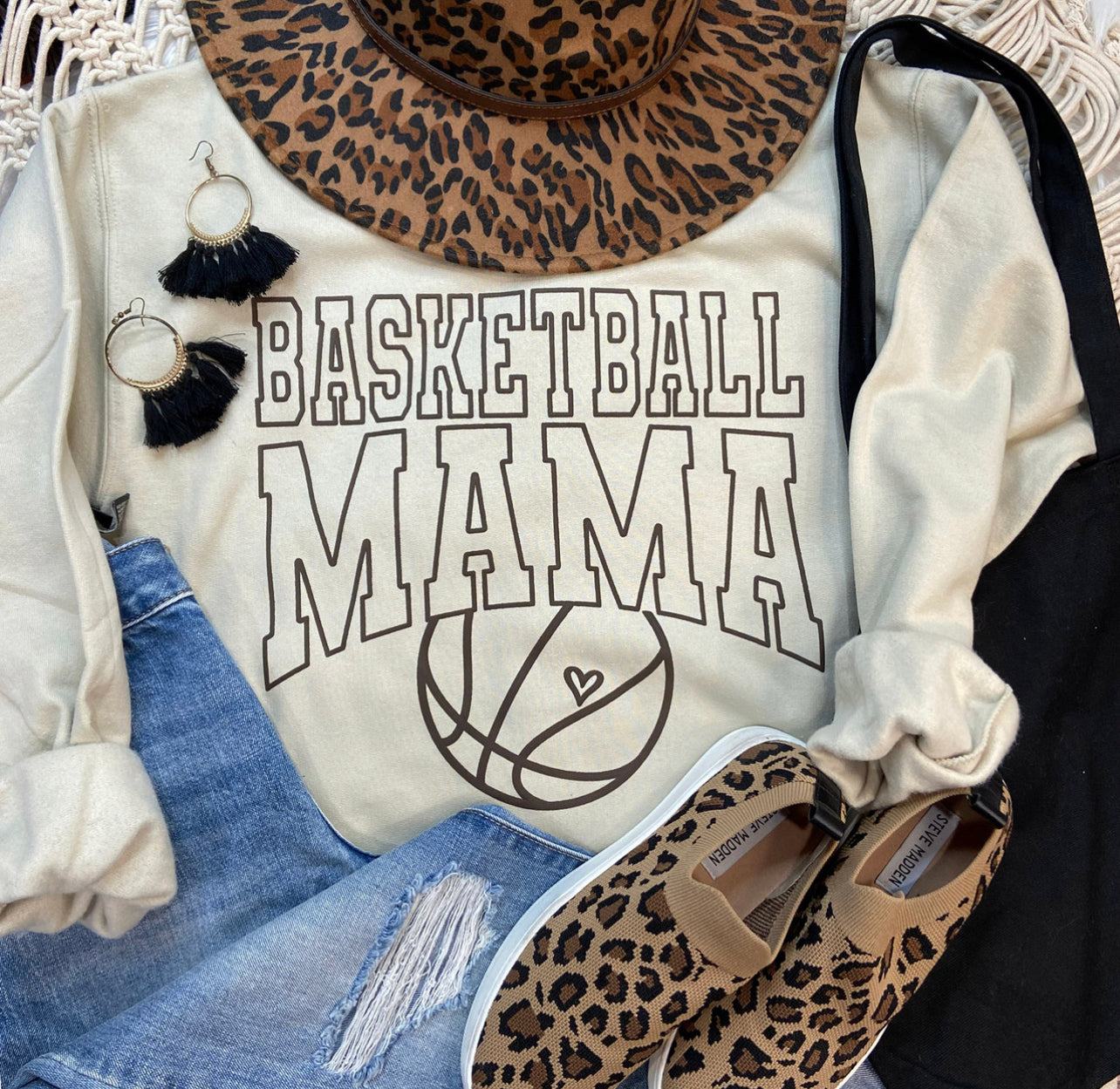 Mary + James | Basketball Mama Puff