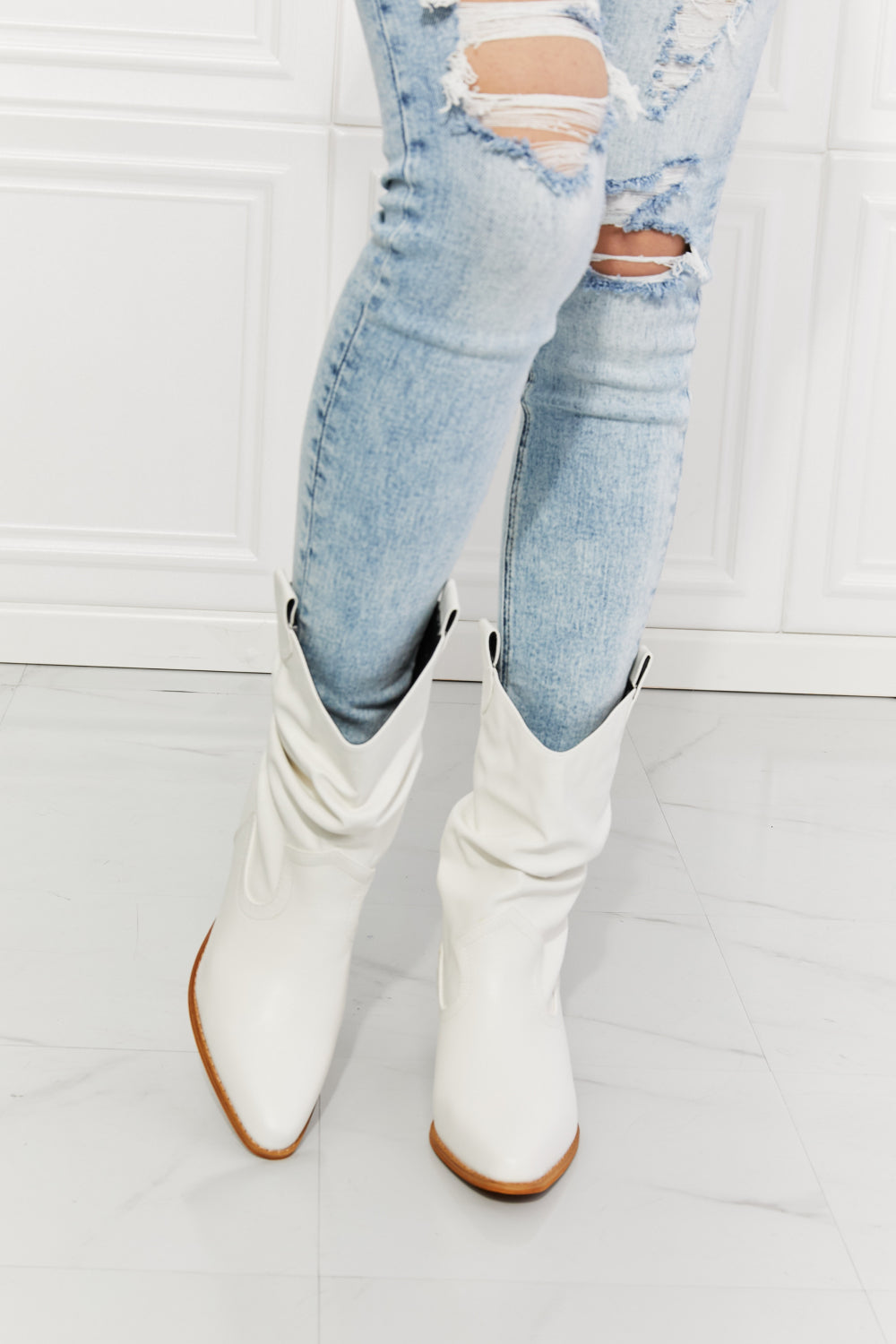 MMShoes | Better in Texas Scrunch Cowboy Boots in White