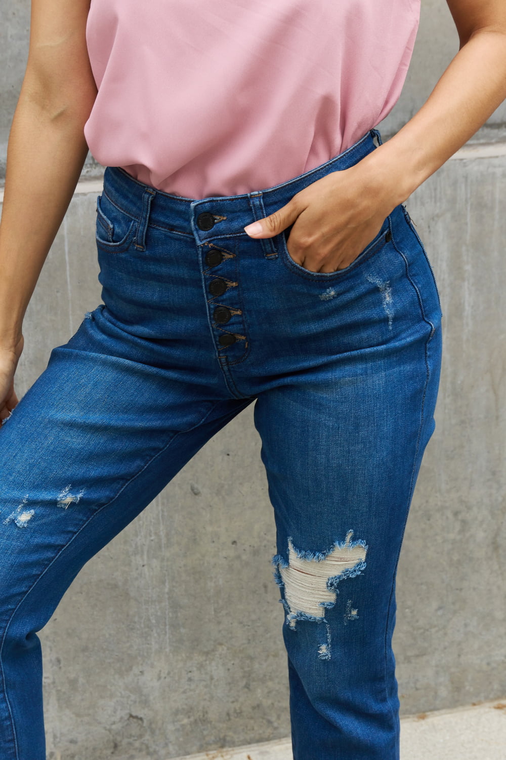 Judy Blue | Melanie  High Waisted Distressed Boyfriend Jeans