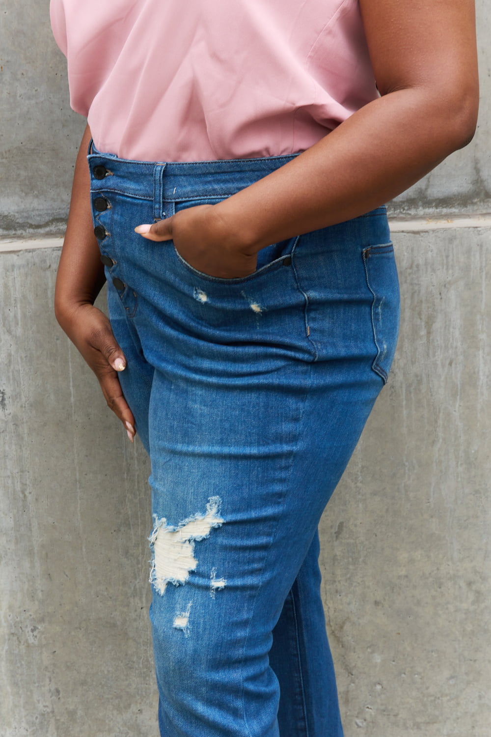 Judy Blue | Melanie  High Waisted Distressed Boyfriend Jeans