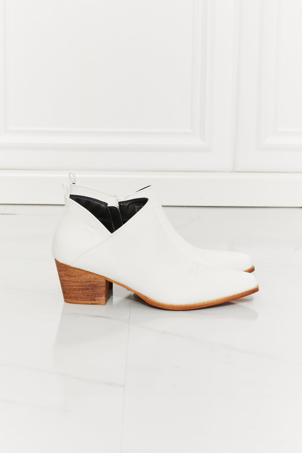 MMShoes | Trust Yourself Embroidered Crossover Cowboy Bootie in White