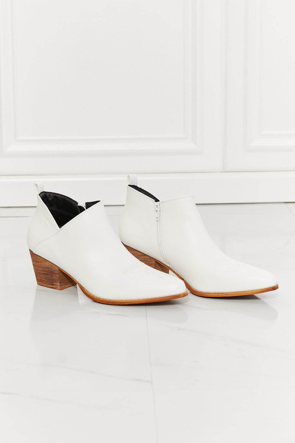 MMShoes | Trust Yourself Embroidered Crossover Cowboy Bootie in White